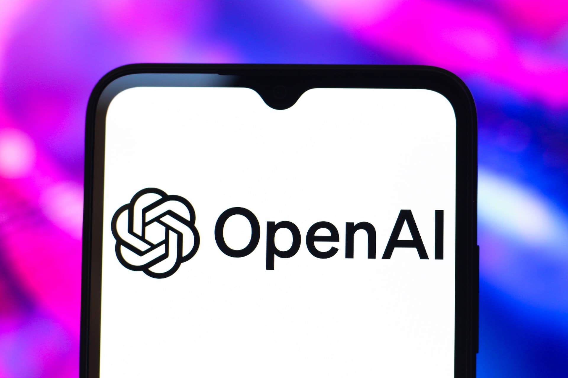 Florida AG Investigates OpenAI Over Harm to Minors and National Security Concerns